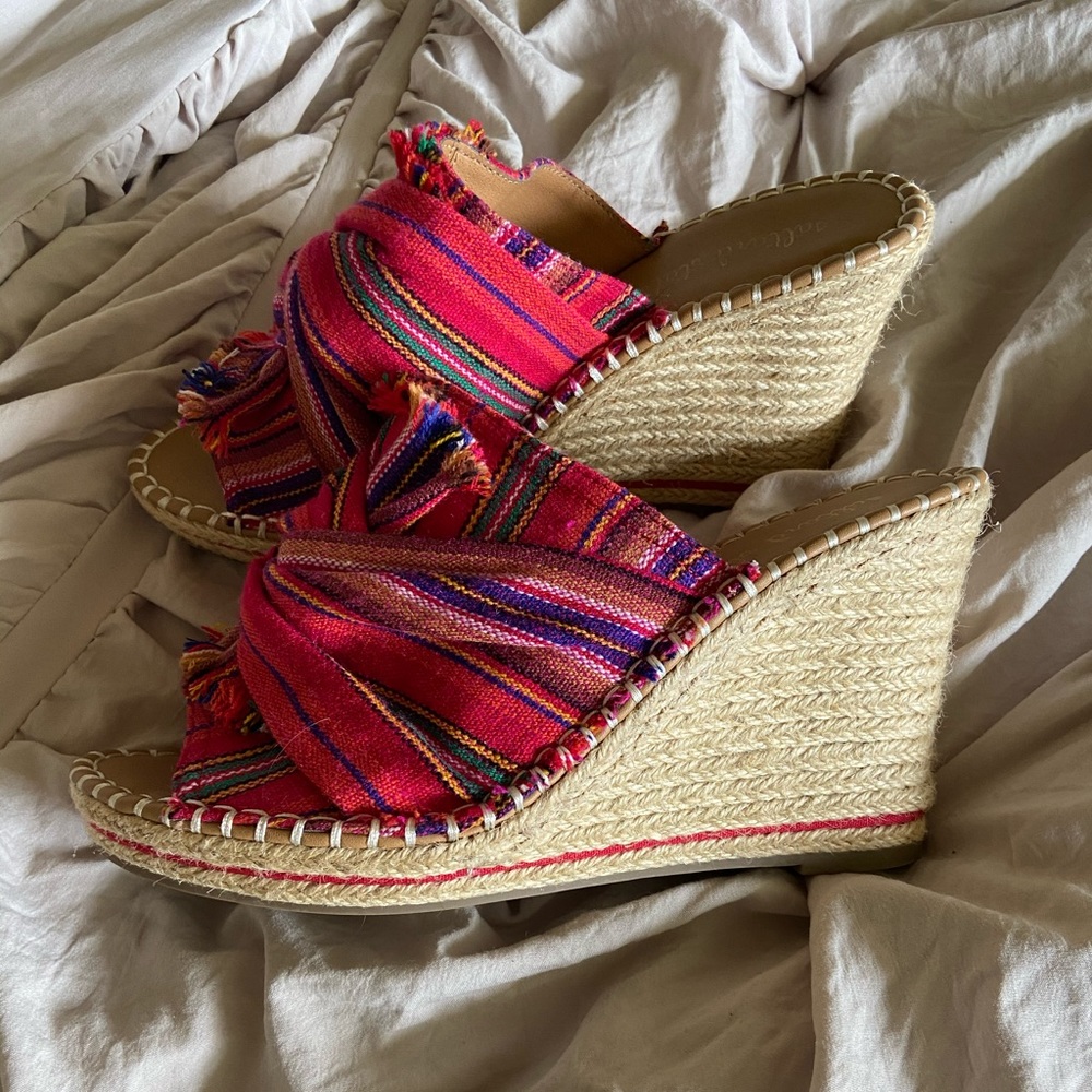 Altard state size 9 wedges